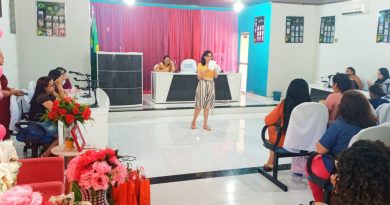 Palestra em homenagem ao Dia da Mulher! Palestra em homenagem ao Dia da Mulher!