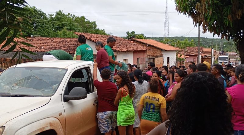 Entrega de peixes no período da Semana Santa