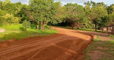 A Prefeitura Municipal de Matias está realizando a restauração da estrada do Povoado Boa Vista ao Povoado Ladeira Vermelha.